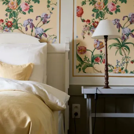 Chic A La Closerie *