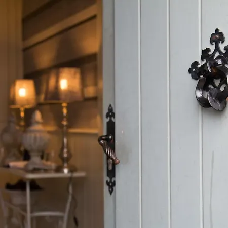 Chic A La Closerie Couette-café