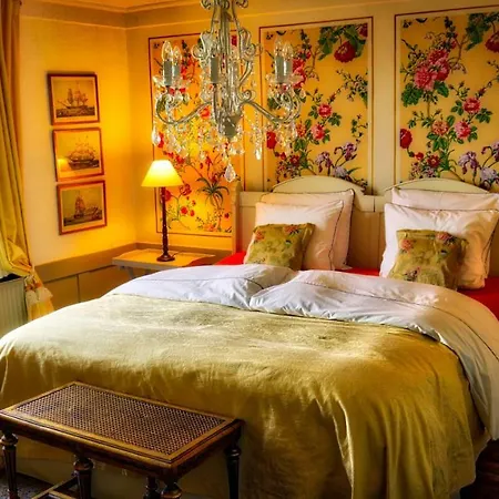 B&B Chic A La Closerie 더뷔