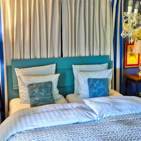 Chic A La Closerie Bed and breakfast