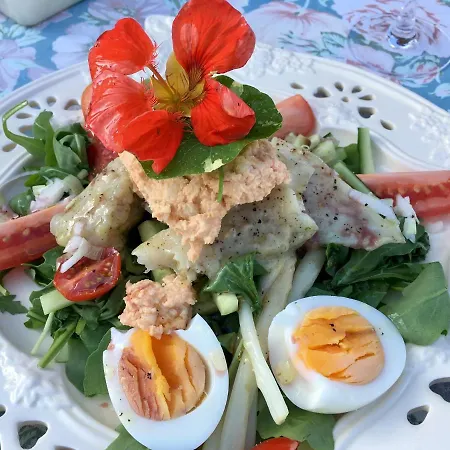 Chic A La Closerie *