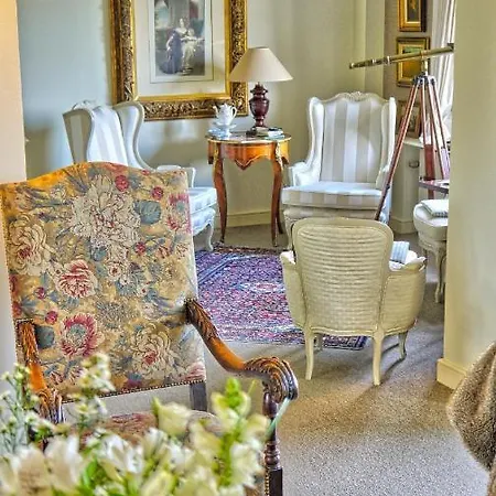 B&B Chic A La Closerie 더뷔