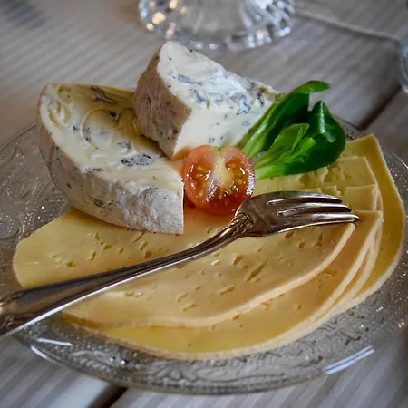 Chic A La Closerie Bed & Breakfast *