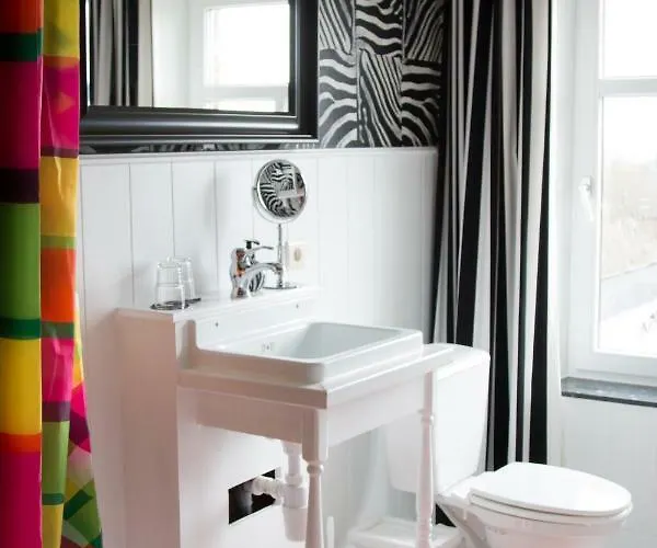 Chic A La Closerie *