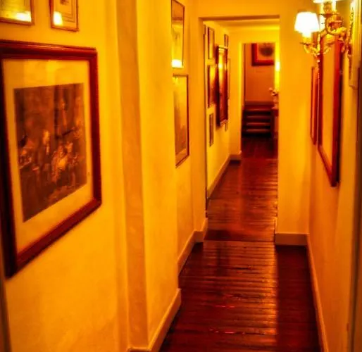 Chic A La Closerie Bed & Breakfast *